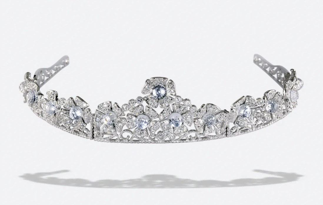 Tiara de Plata de Primera Ley con Cristales y Flores